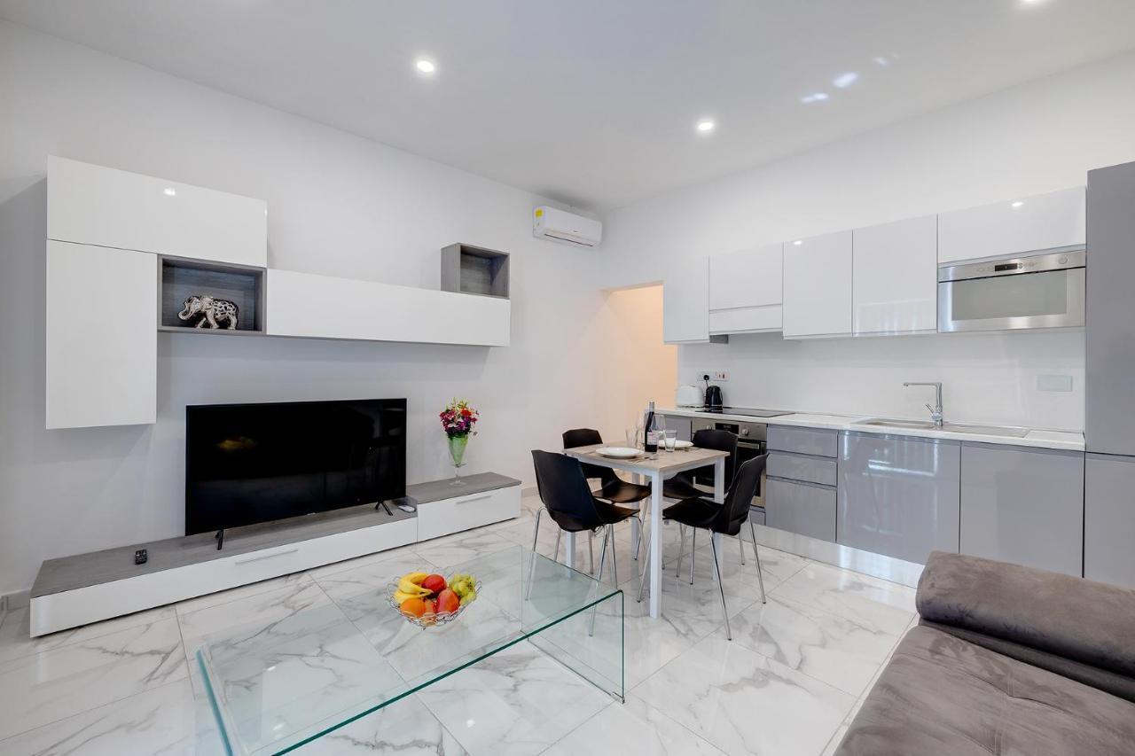 Modern 1Br Apartment, Central Location スリーマ エクステリア 写真