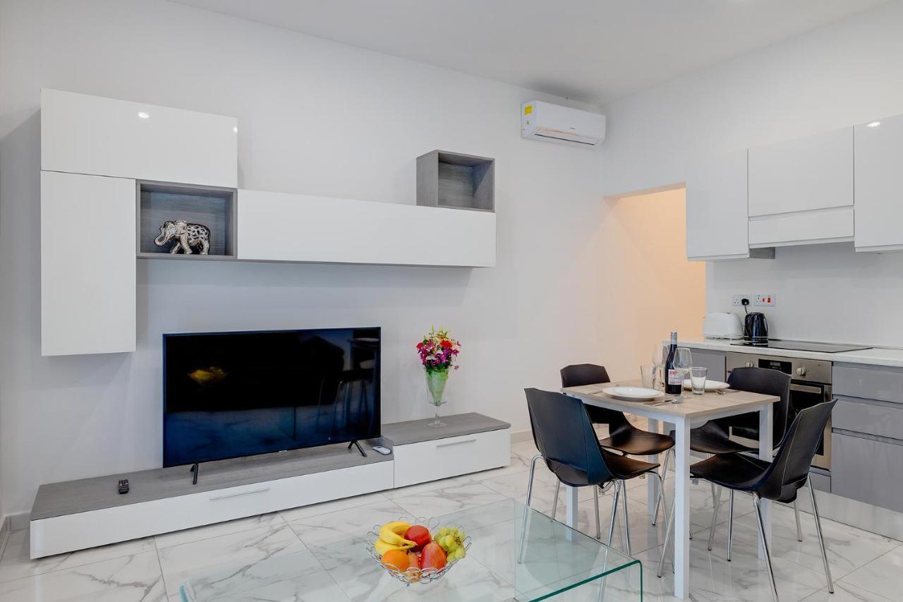 Modern 1Br Apartment, Central Location スリーマ エクステリア 写真