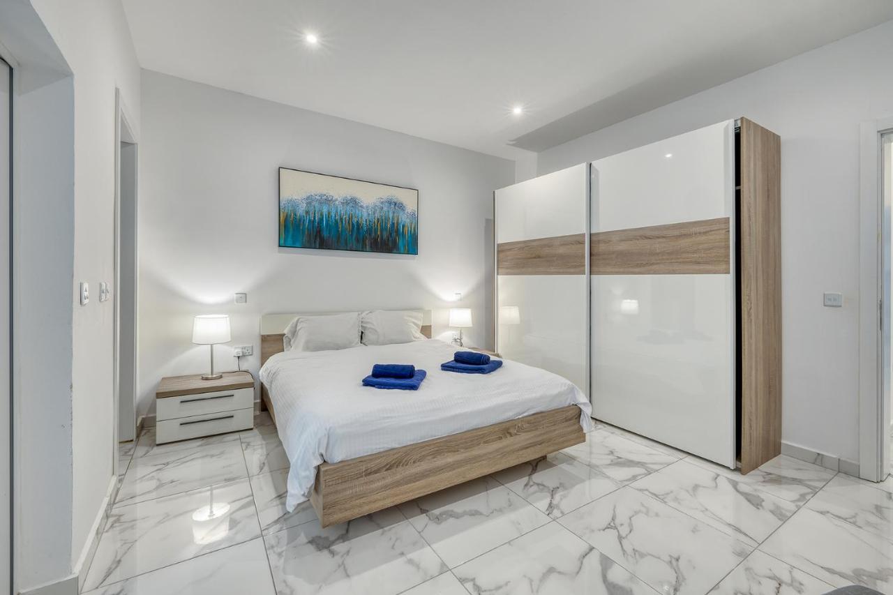 Modern 1Br Apartment, Central Location スリーマ エクステリア 写真