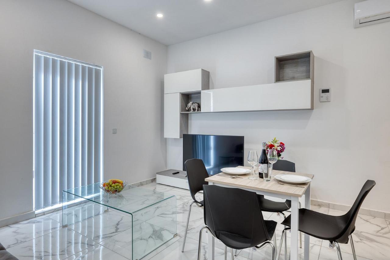 Modern 1Br Apartment, Central Location スリーマ エクステリア 写真