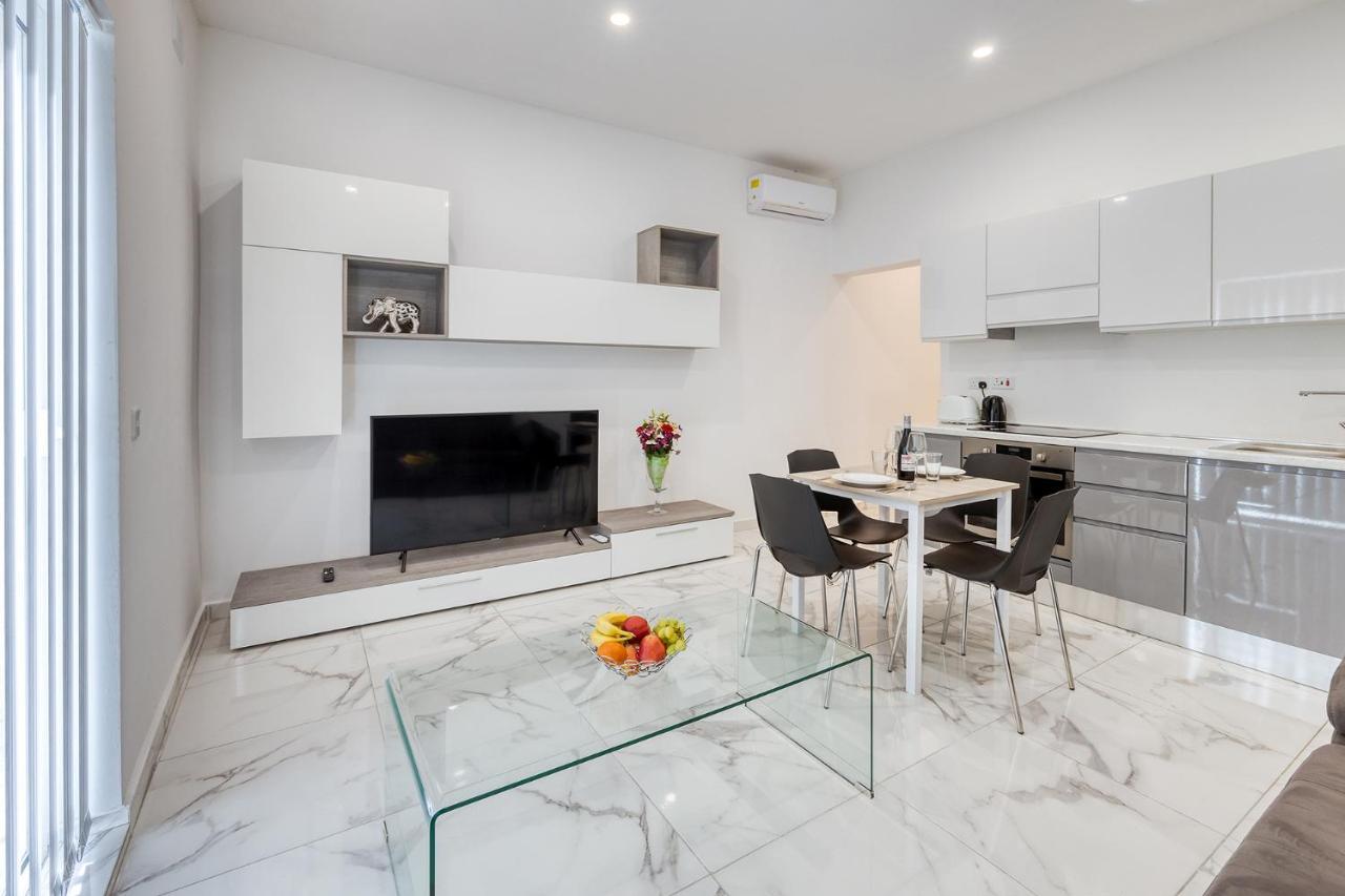 Modern 1Br Apartment, Central Location スリーマ エクステリア 写真
